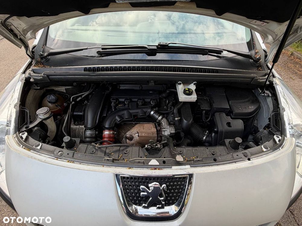 Peugeot 3008 1.6 Allure - 22