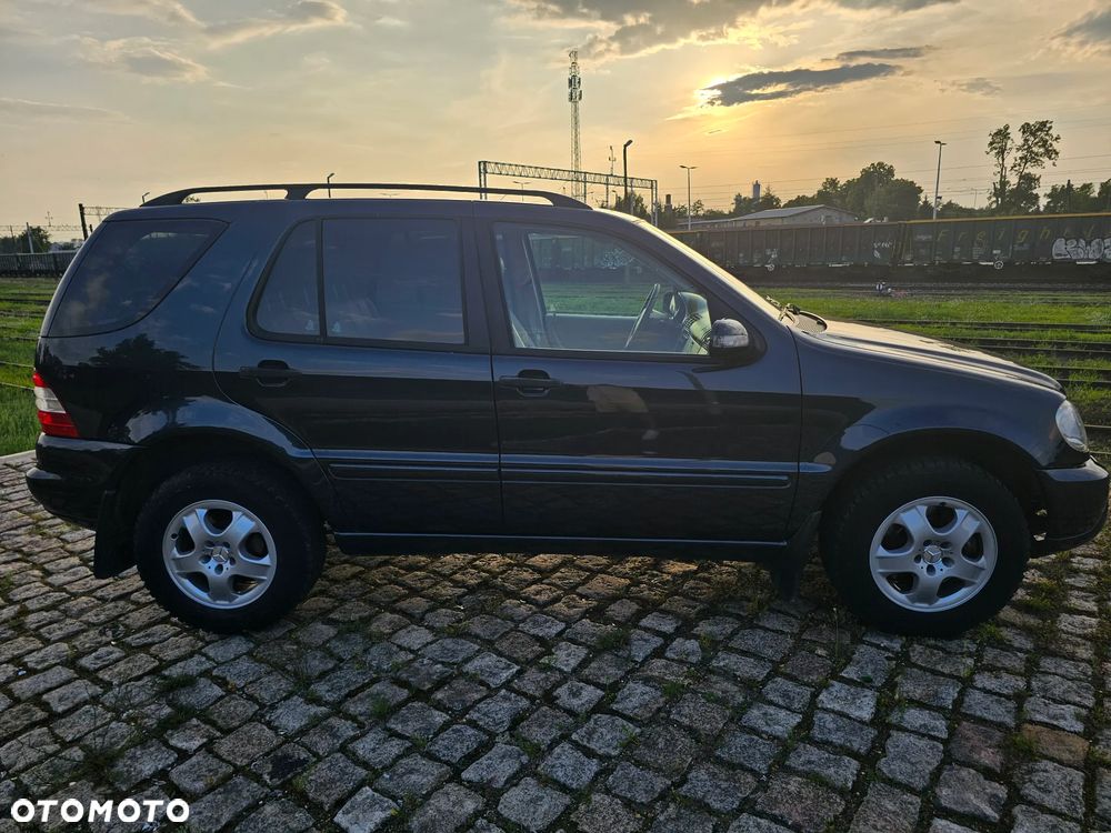 Mercedes-Benz ML 270 CDI - 11