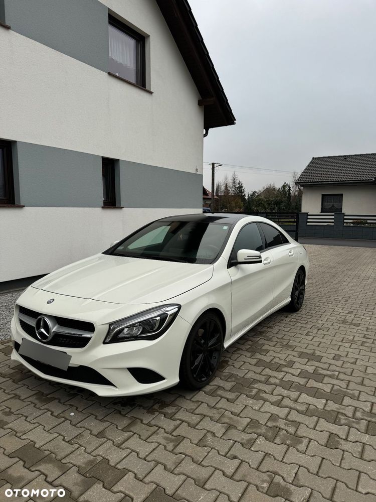 Mercedes-Benz CLA 250 7G-DCT - 7