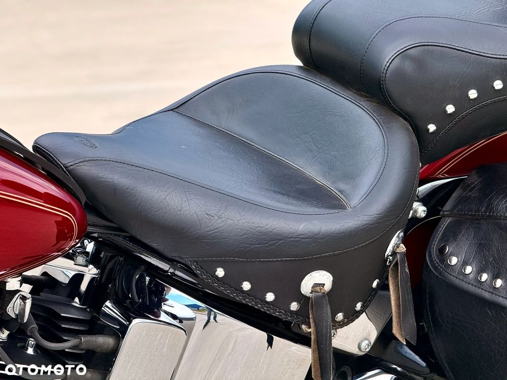Harley-Davidson Softail Heritage Classic - 30