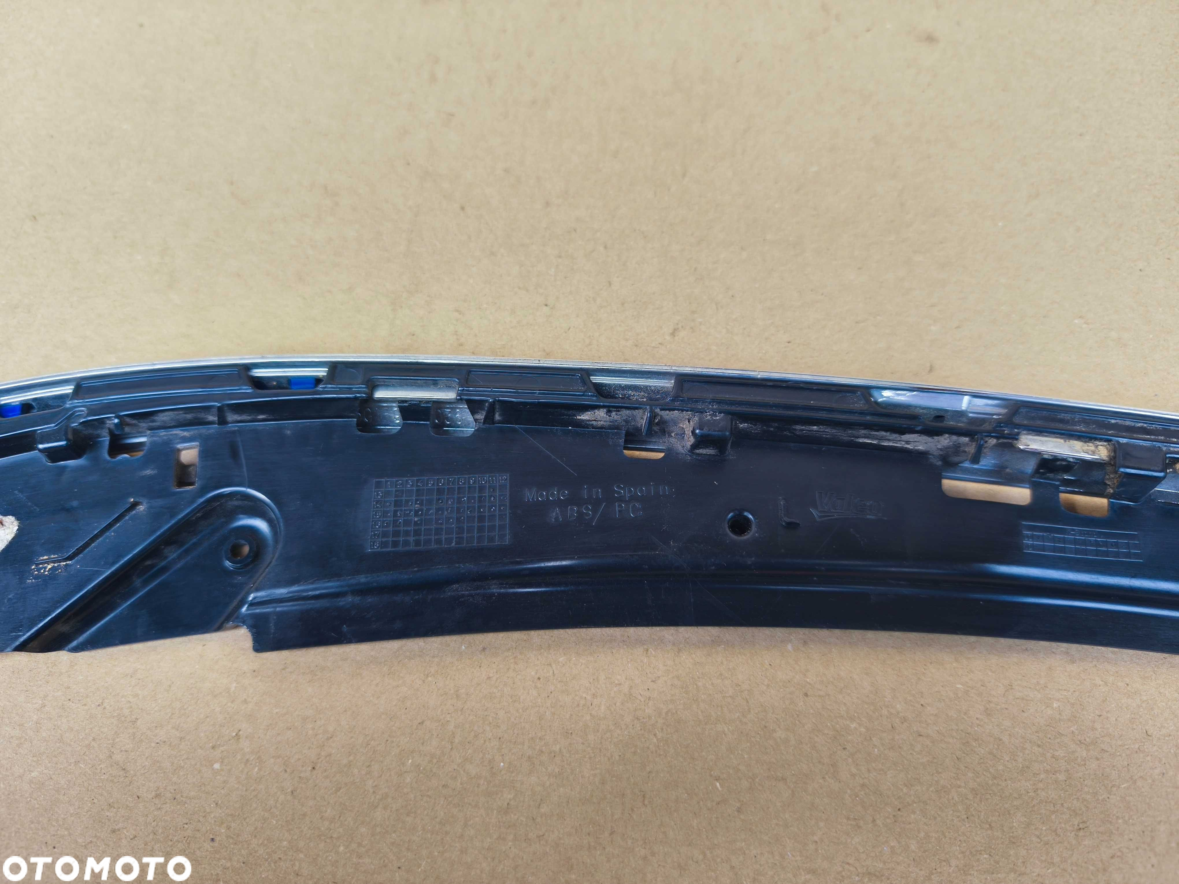 VW Passat B8 GTE listwa pod lampę chrom zderzaka niebieski 3G0.941.120 - 7