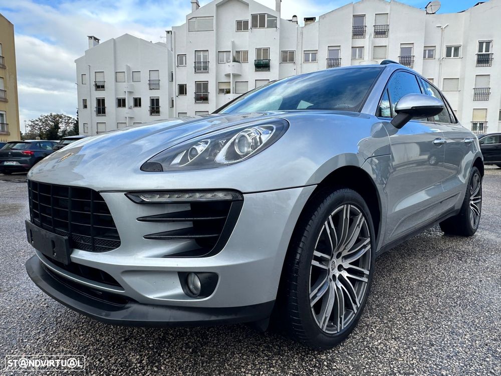 Porsche Macan Standard - 2