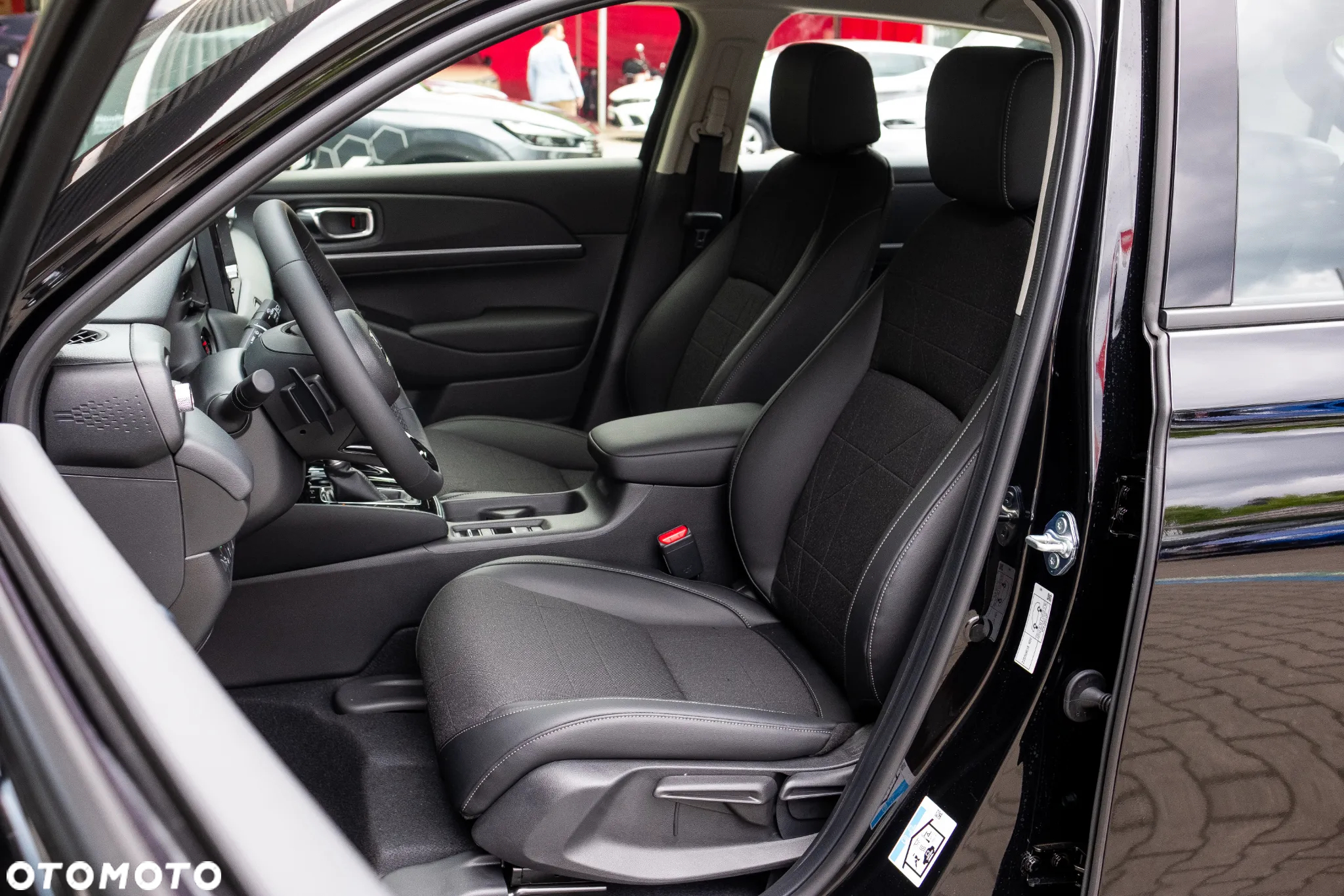 Honda HR-V 1.5 i-MMD Advance CVT - 14