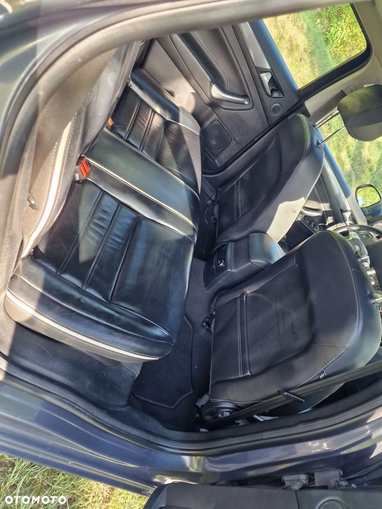 Ford Mondeo 2.0 TDCi Platinium X Plus (Titanium) - 35