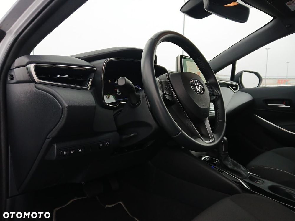 Toyota Corolla 2.0 Hybrid Comfort - 18