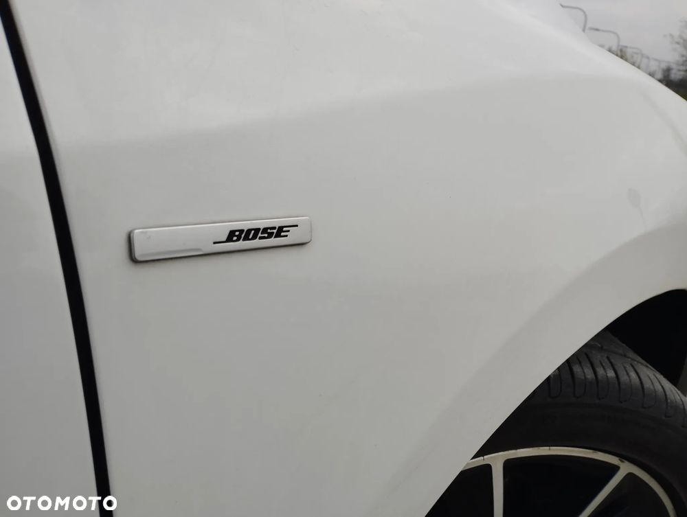 Renault Megane ENERGY TCe 115 Start & Stop Bose Edition - 13