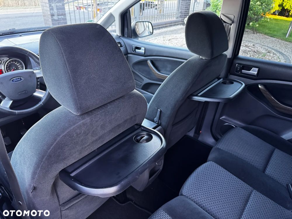 Ford C-MAX 2.0 TDCi DPF Ghia - 35