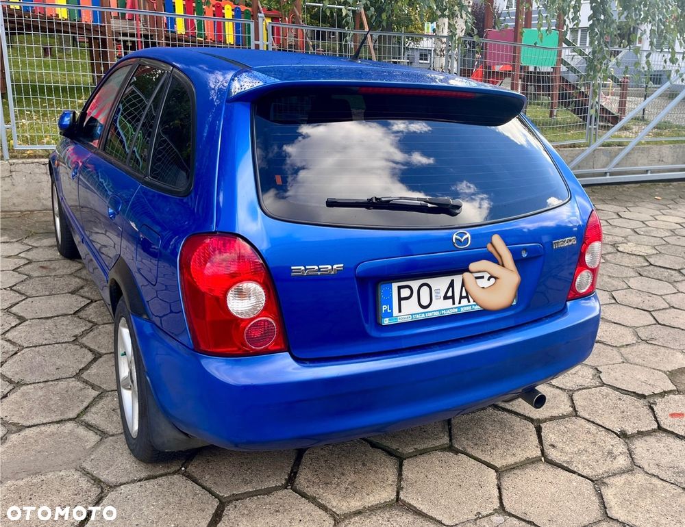 Mazda 323F 1.6 Exclusive - 3