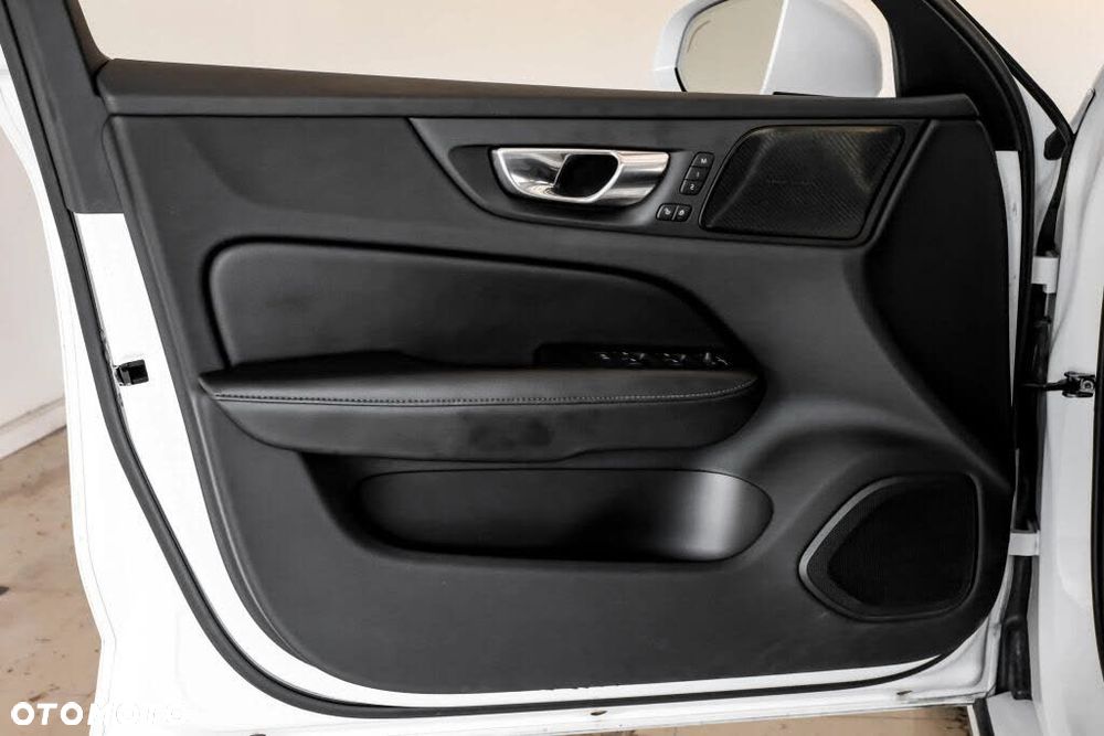 Volvo S60 T5 Geartronic RDesign - 31