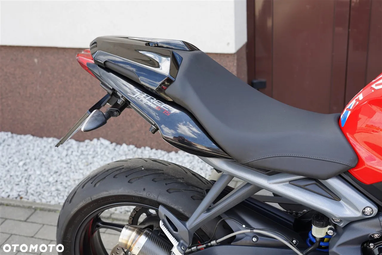 Triumph Street Triple - 5