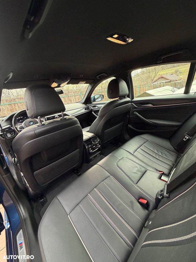 BMW Seria 5 520d xDrive AT MHEV - 15