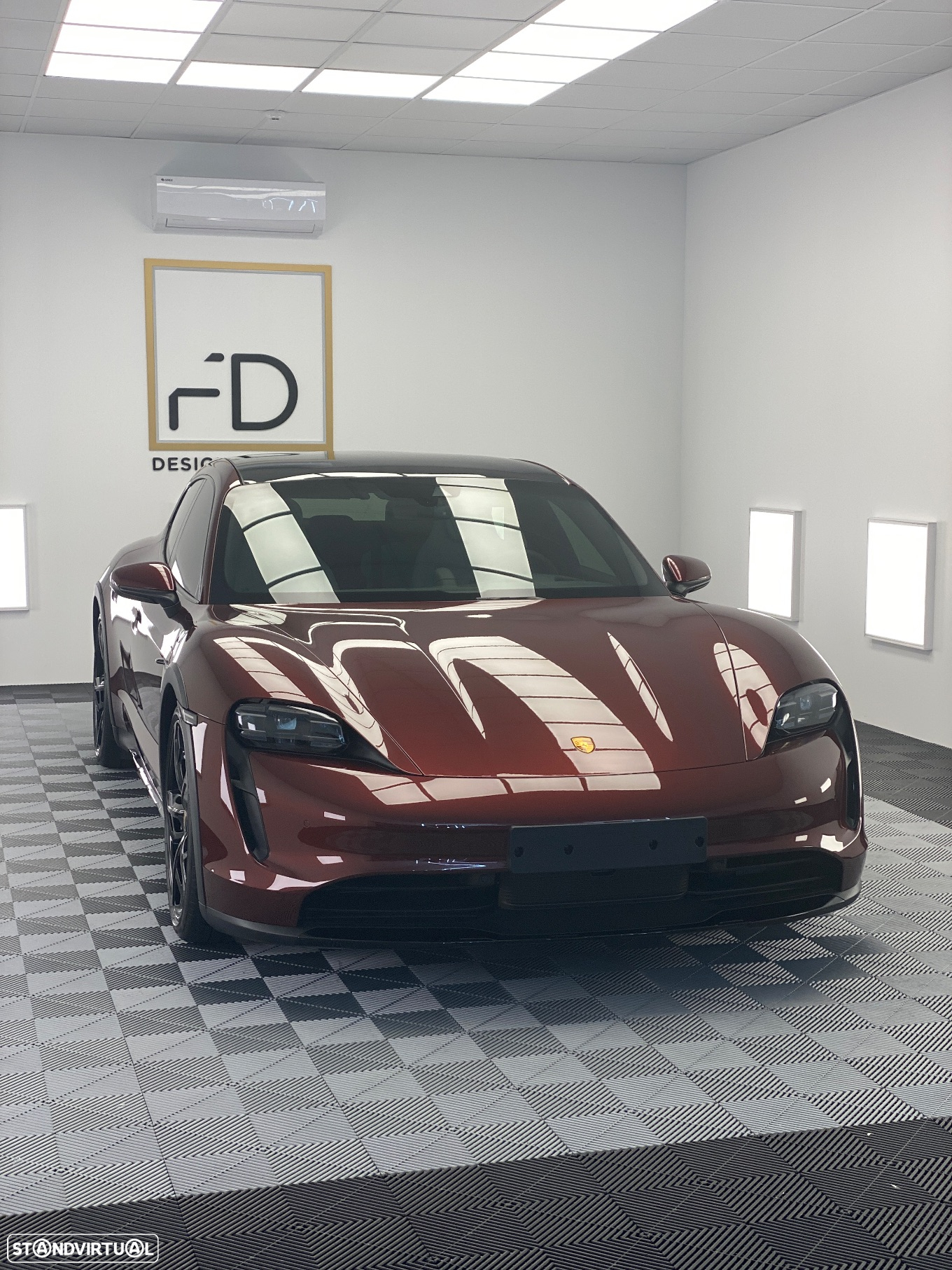 Porsche Taycan Cross Turismo 4 - 4