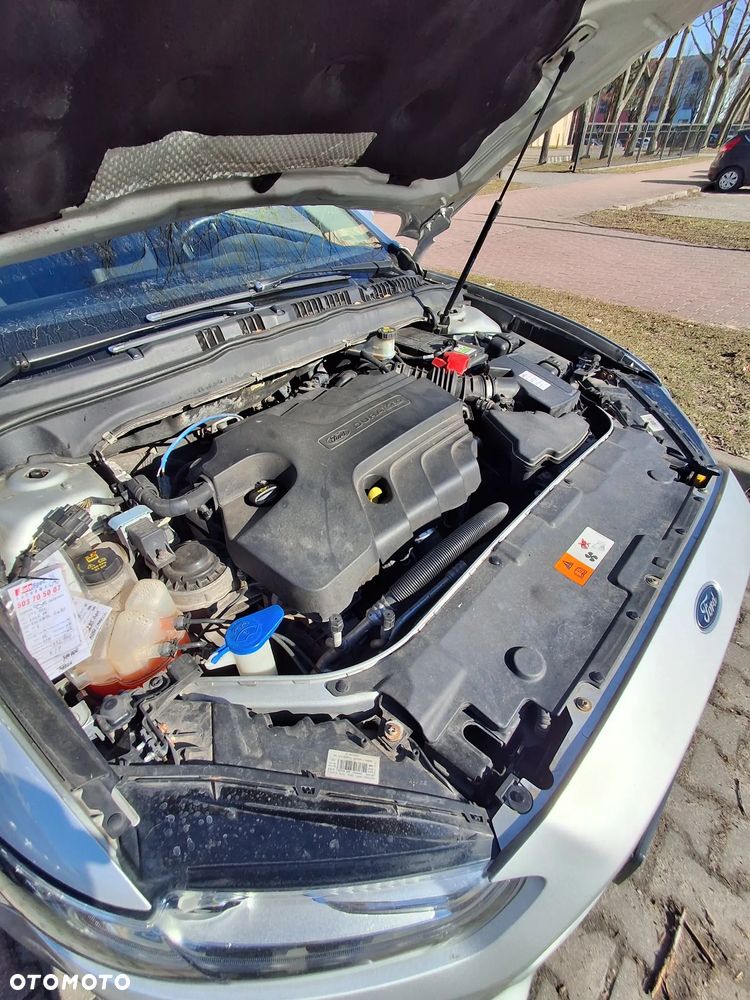 Ford Mondeo 2.0 TDCi Titanium - 16