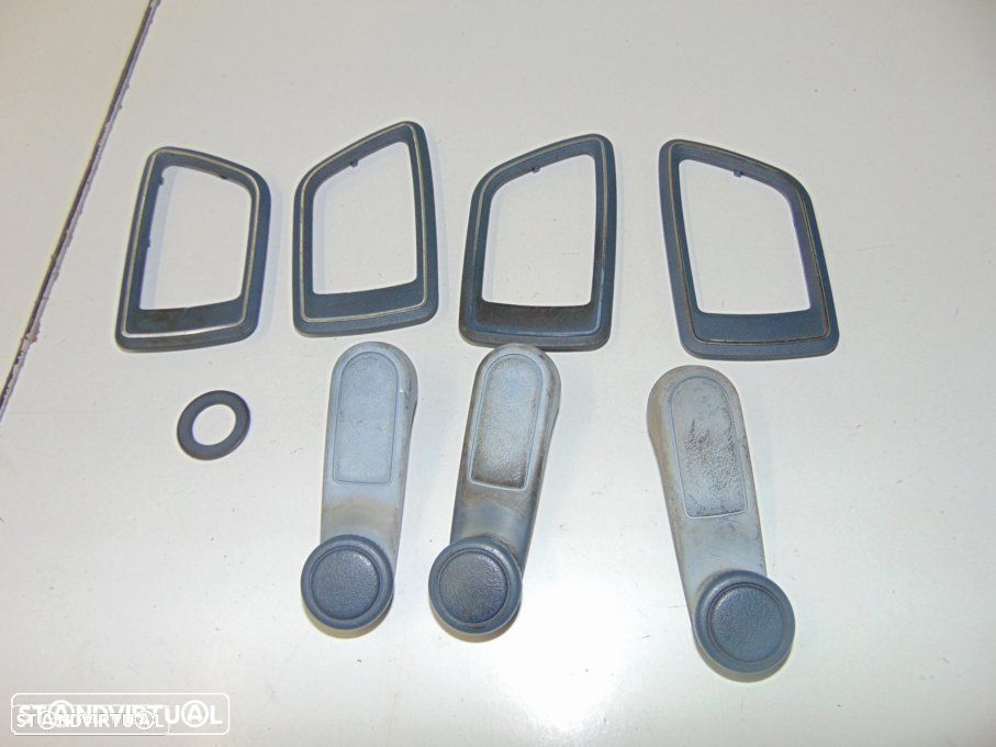 Peugeot 305 manípulos e aros - 1