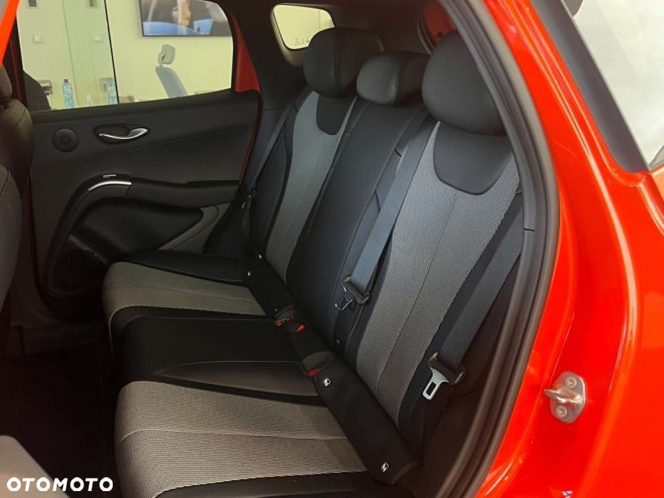 BYD Dolphin - 14