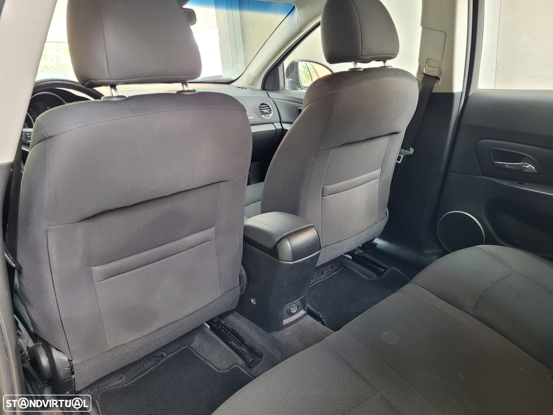 Chevrolet Cruze SW 1.7 VCDi LT - 11