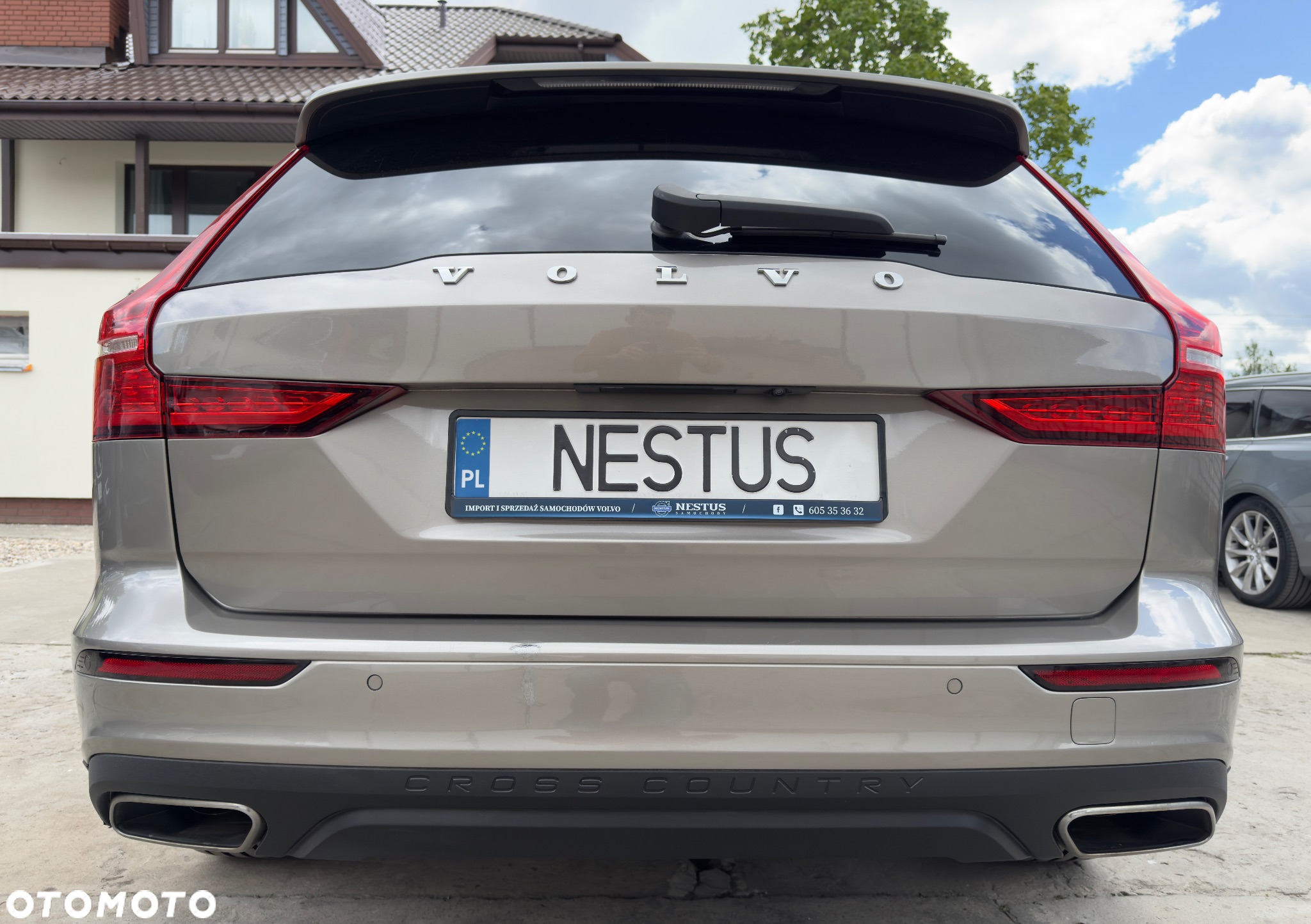 Volvo V60 Cross Country - 6