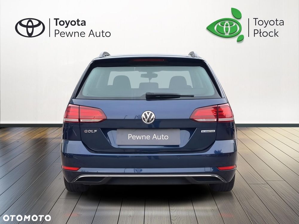 Volkswagen Golf - 5