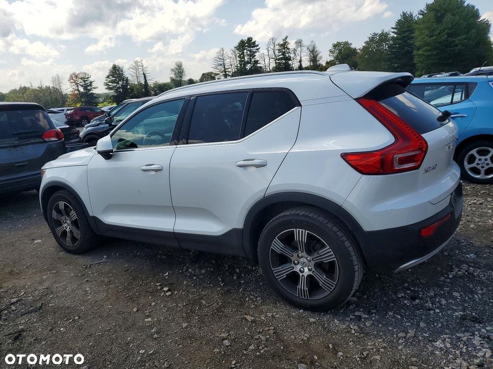 Volvo XC 40 T5 AWD Inscription - 3