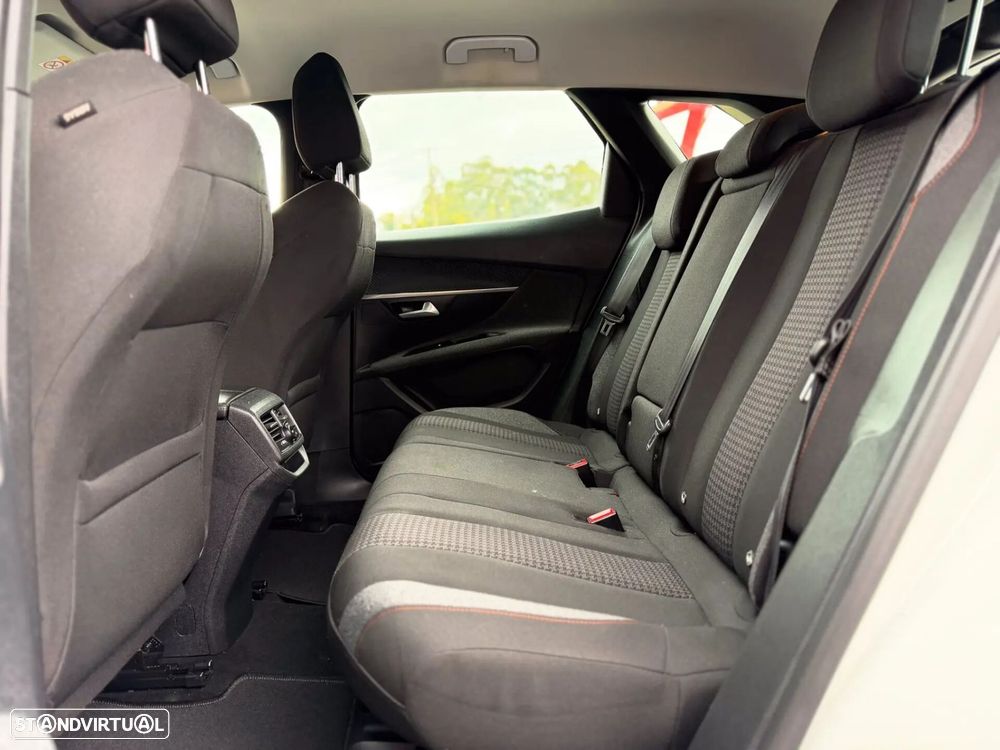 Peugeot 3008 BlueHDi 130 Stop & Start EAT8 Active Pack - 16