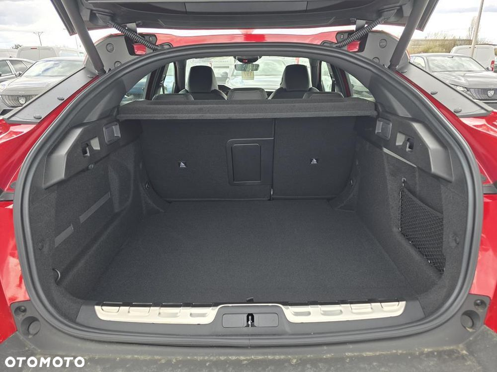Peugeot 408 1.2 PureTech mHEV GT S&S e-DSC6 - 7