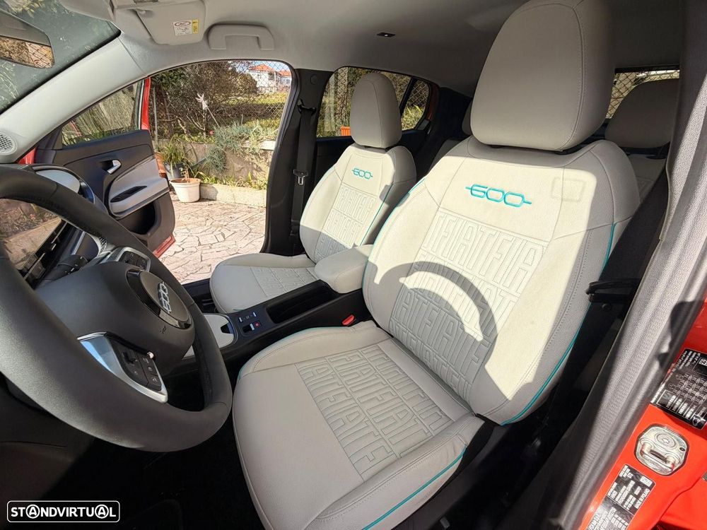 Fiat 600e 54 kWh La Prima - 28