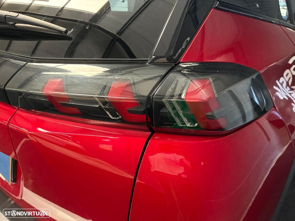 Peugeot 2008 1.2 PureTech GT Line - 40