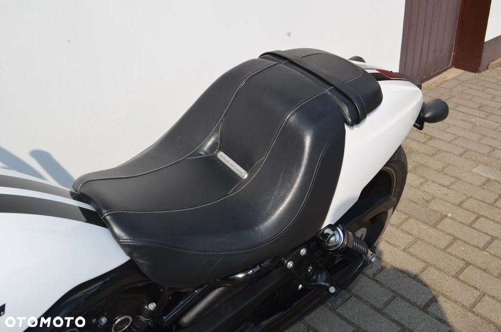 Harley-Davidson V-Rod Night Rod - 21