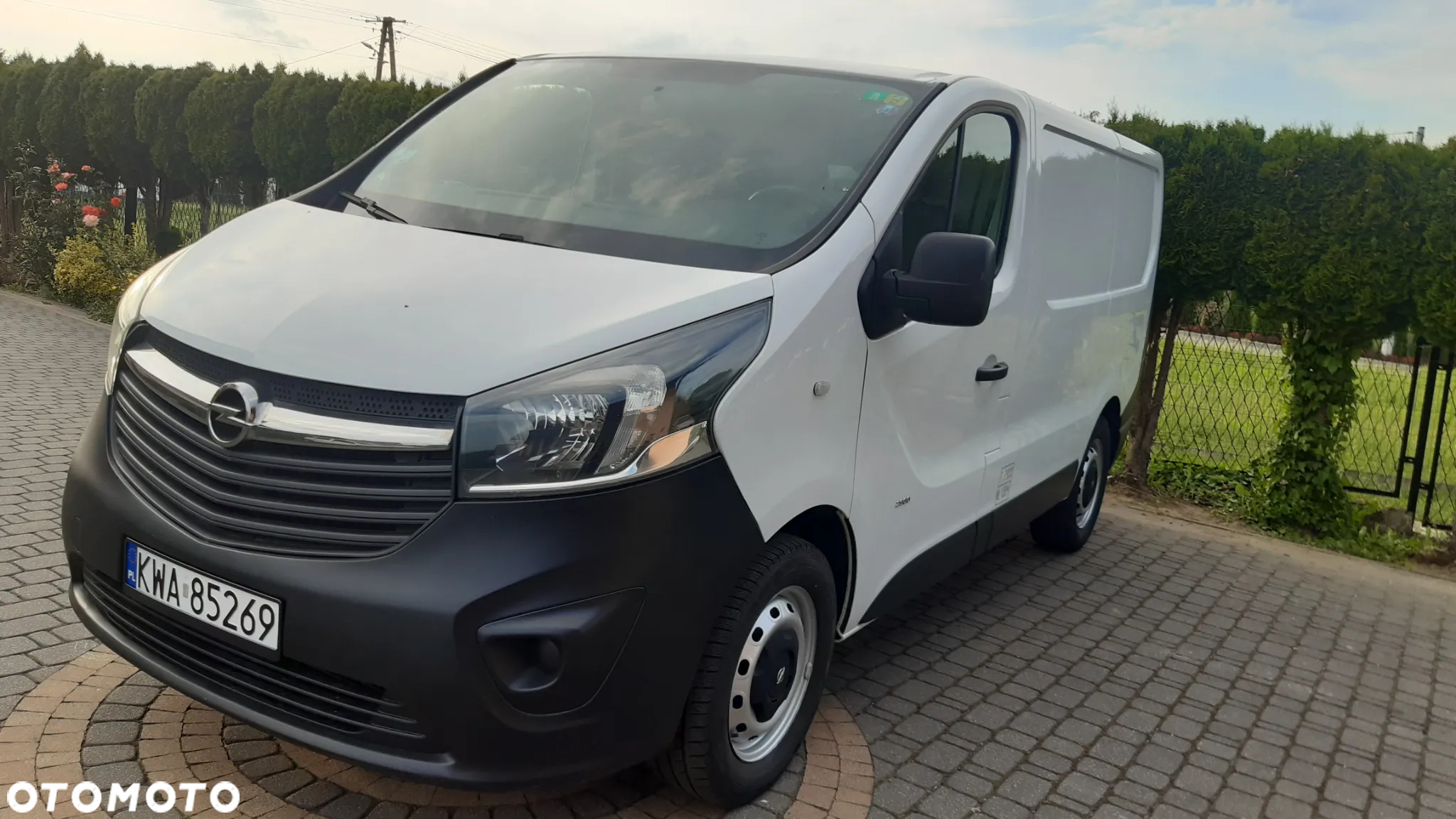 Opel Vivaro - 2