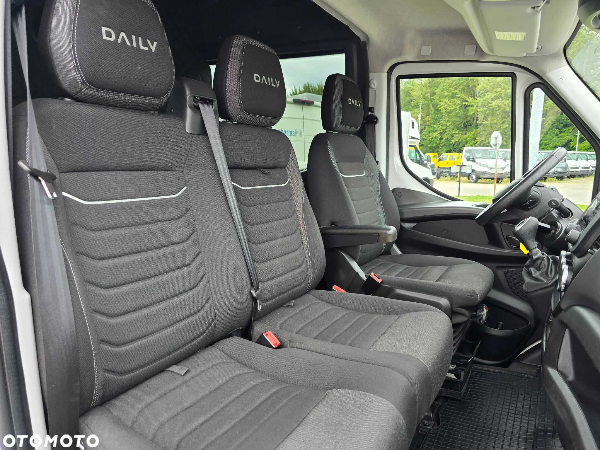 Iveco DAILY 35S18 BRYGADÓWKA - 17