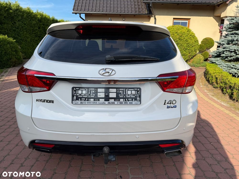 Hyundai i40 Kombi blue 1.6 Family - 4
