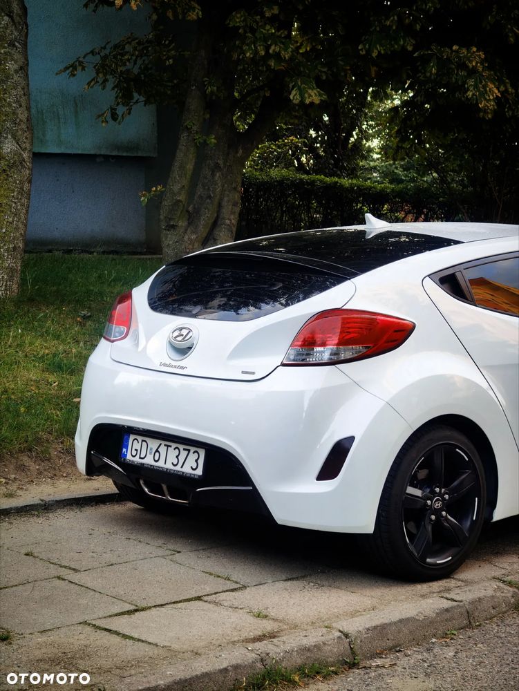 Hyundai Veloster 1.6 Style - 16