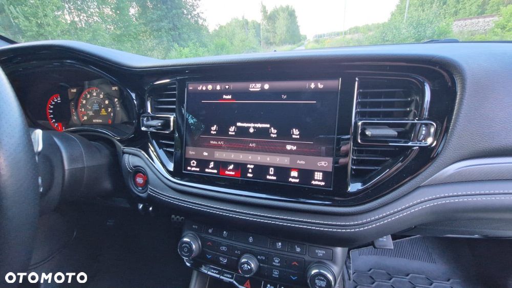 Dodge Durango 6.4 SRT - 24