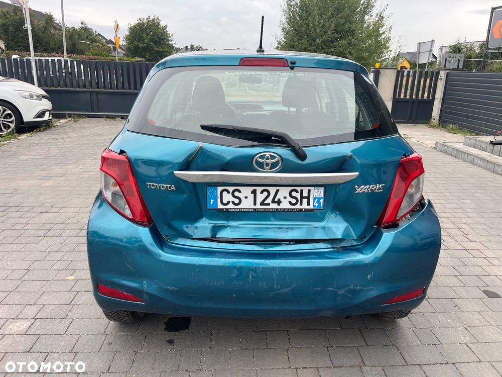 Toyota Yaris - 5