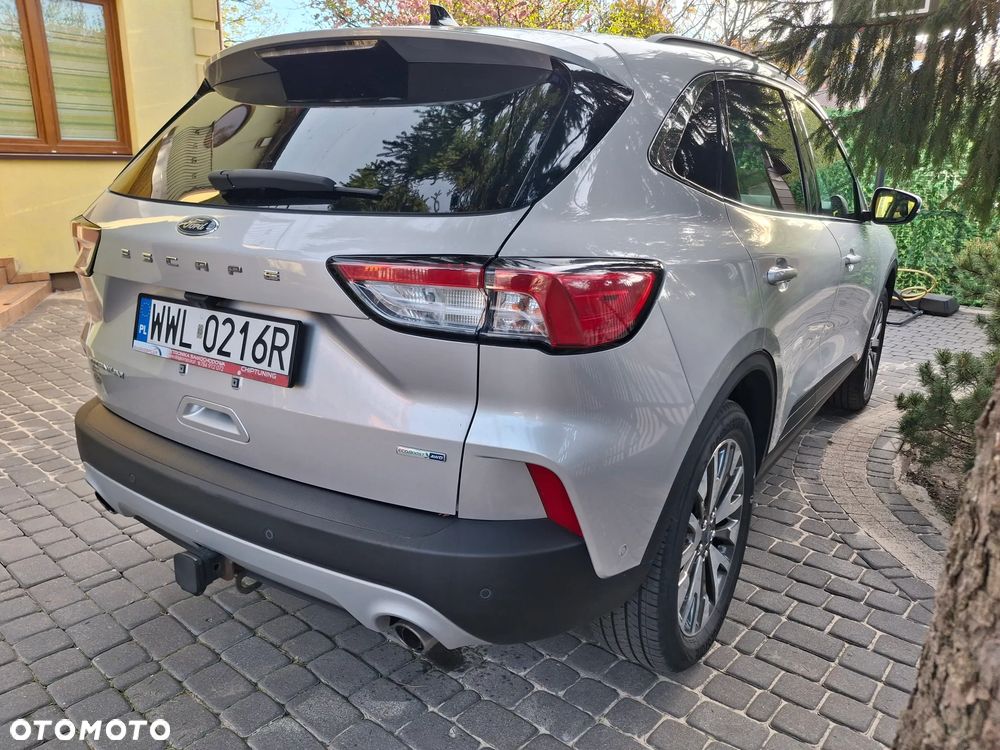 Ford Escape 2.0 EcoBoost AWD Titanium - 16