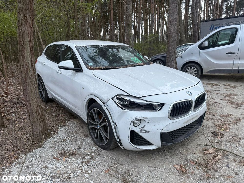 BMW X2 sDrive18d Advantage sport - 1