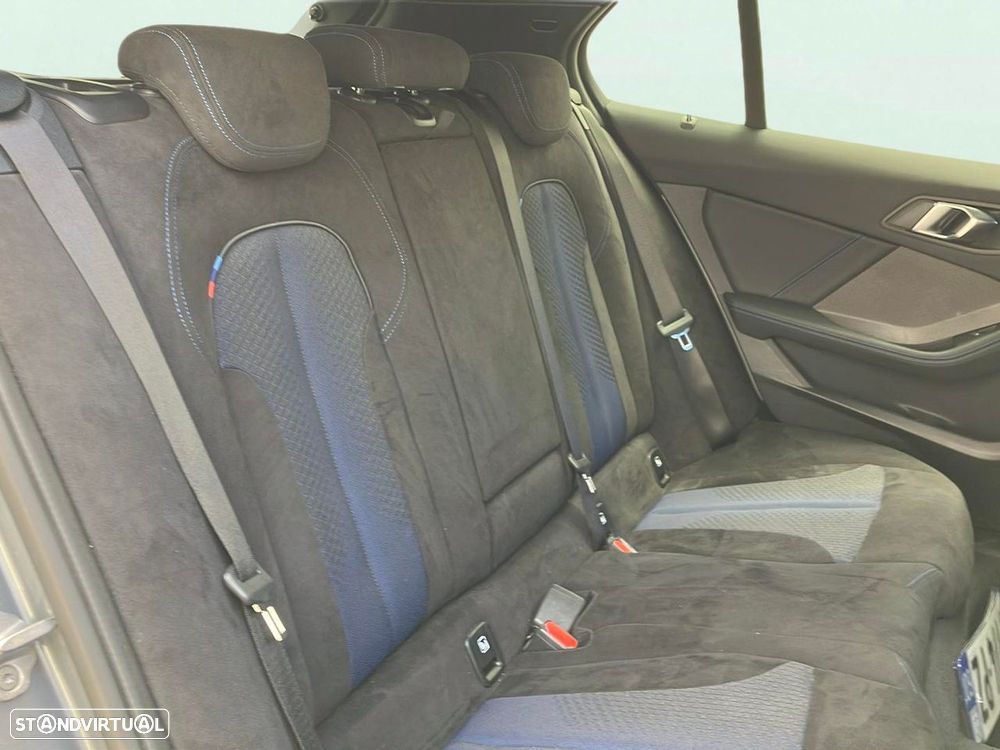 BMW 118 i Pack Desportivo M Auto - 17