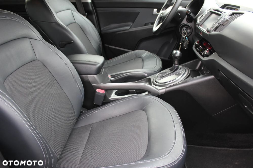 Kia Sportage 2.0 CVVT 2WD Automatik Spirit - 9