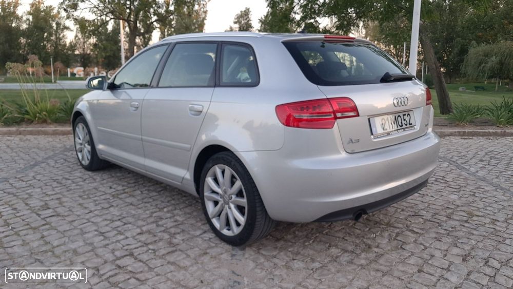 Audi A3 Sportback 1.6 TDI Sport - 4