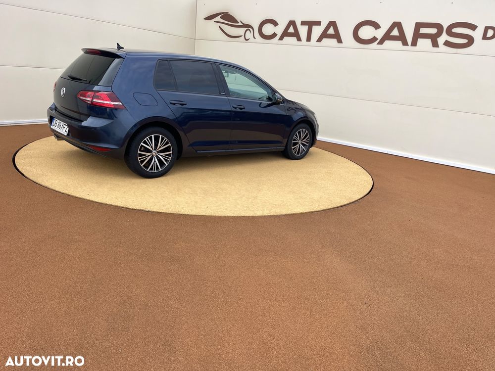 Volkswagen Golf 2.0 TDI BlueMotion Technology DSG Allstar - 16