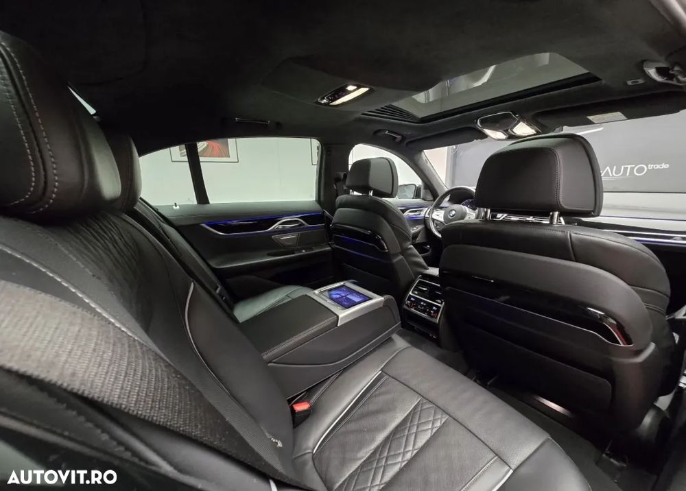 BMW Seria 7 730d xDrive - 13