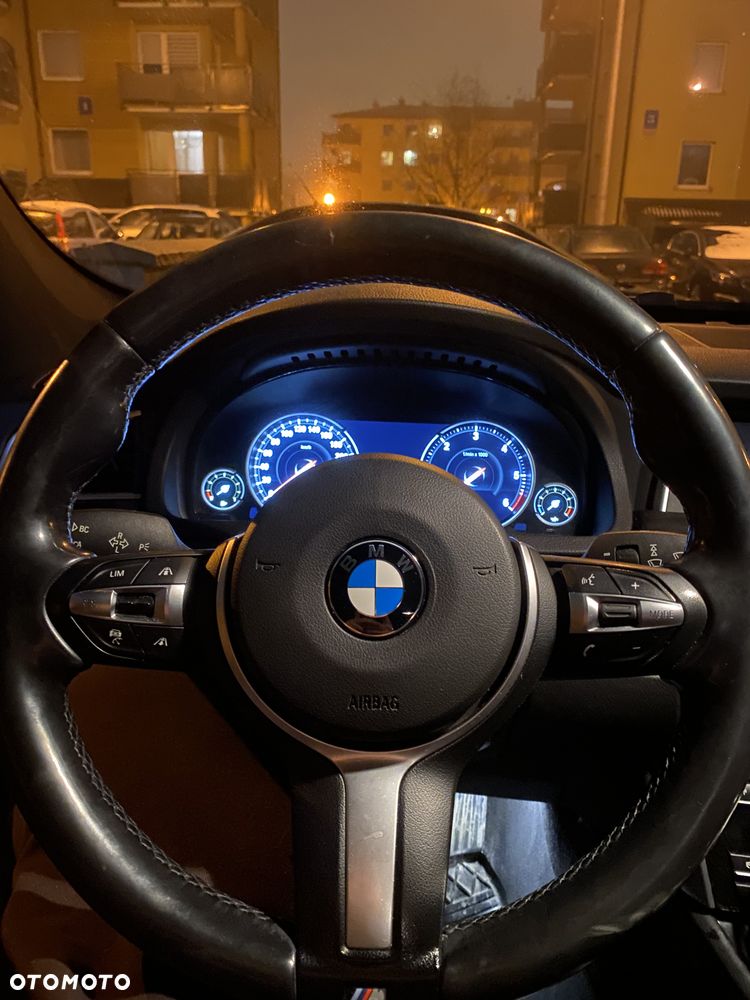 BMW 5GT - 10