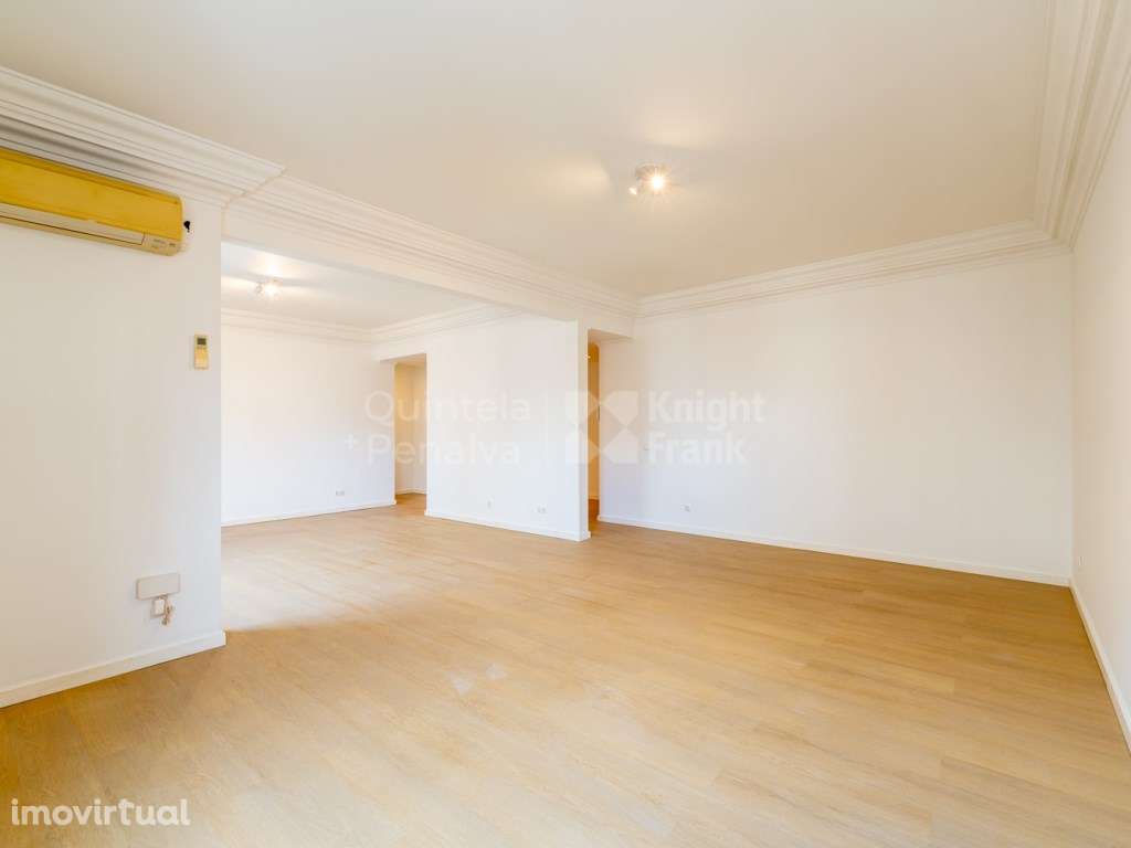 Apartamento T4 para arrendamento nas Avenidas Novas - Grande imagem: 3/25