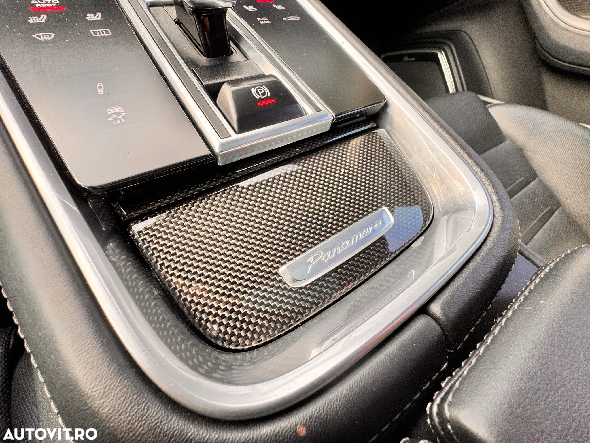 Porsche Panamera 4S Sport Turismo - 31
