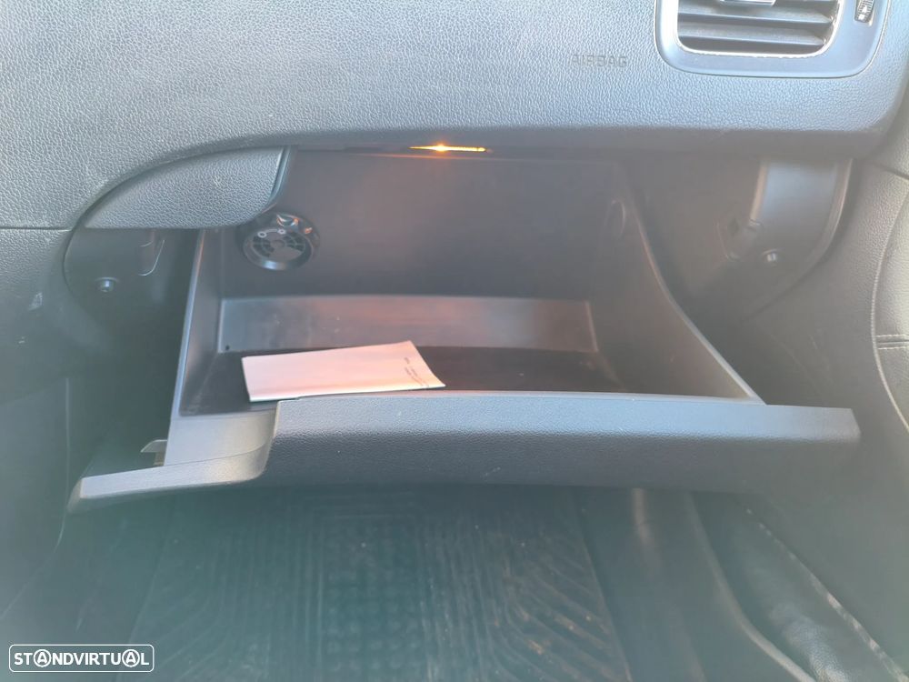 Kia Ceed SW 1.6 CRDi GT Line 7DCT - 24