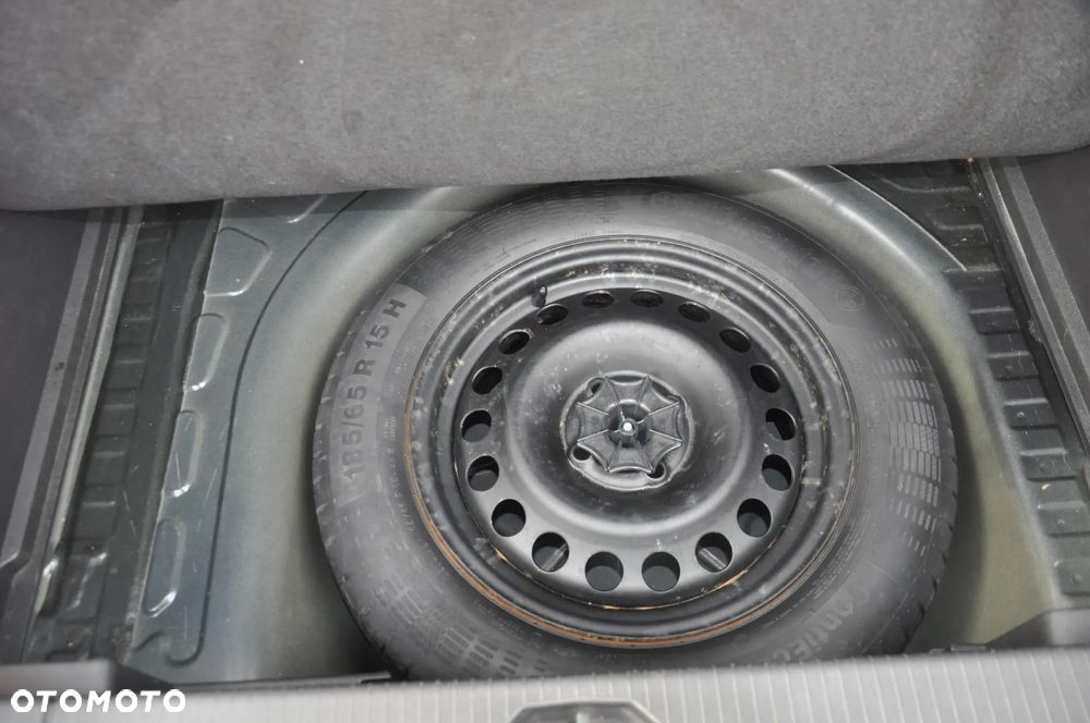 Opel Corsa 1.4 Enjoy - 29