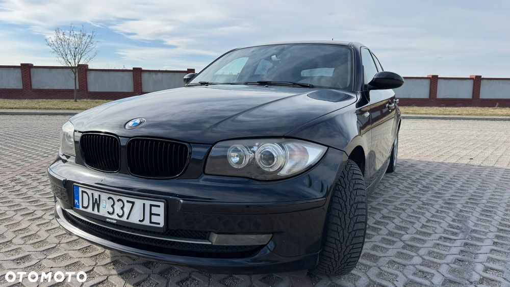 BMW Seria 1 118d DPF - 4