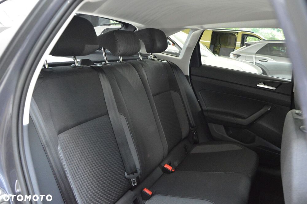 Volkswagen Taigo 1.0 TSI Life Plus DSG - 17