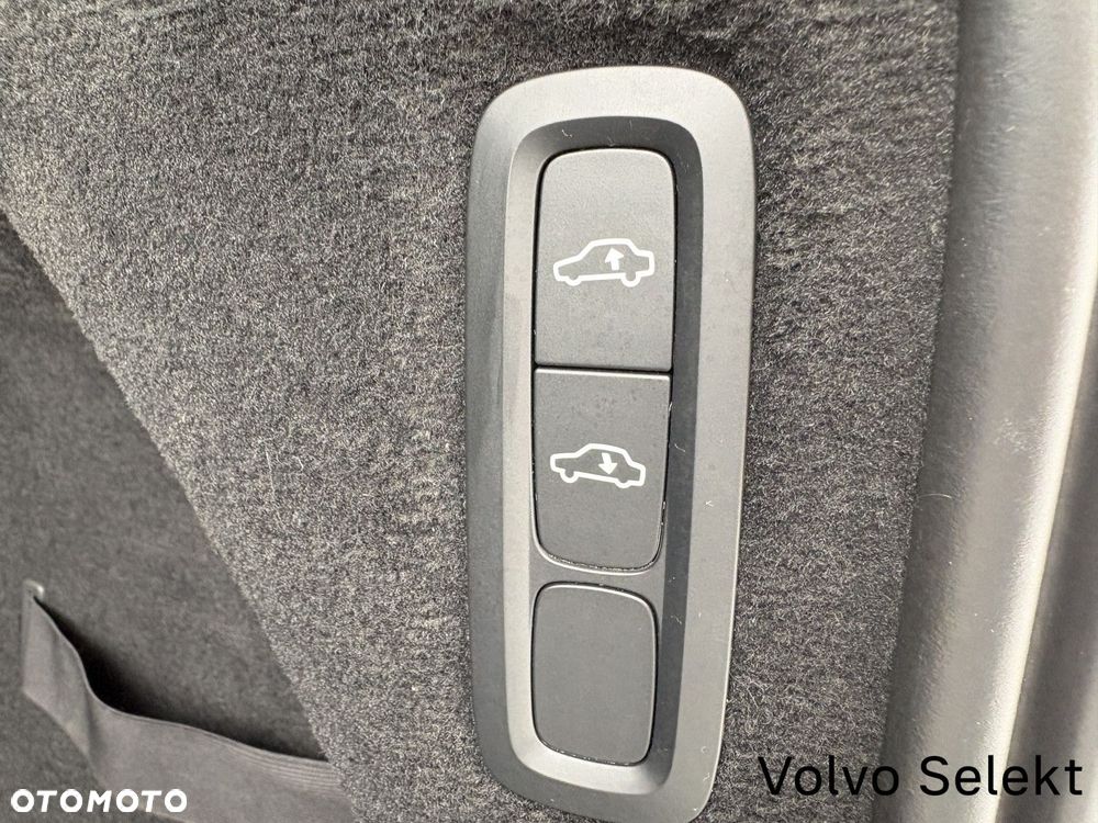 Volvo XC 90 - 29