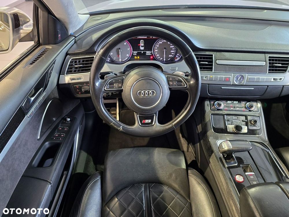 Audi S8 - 21